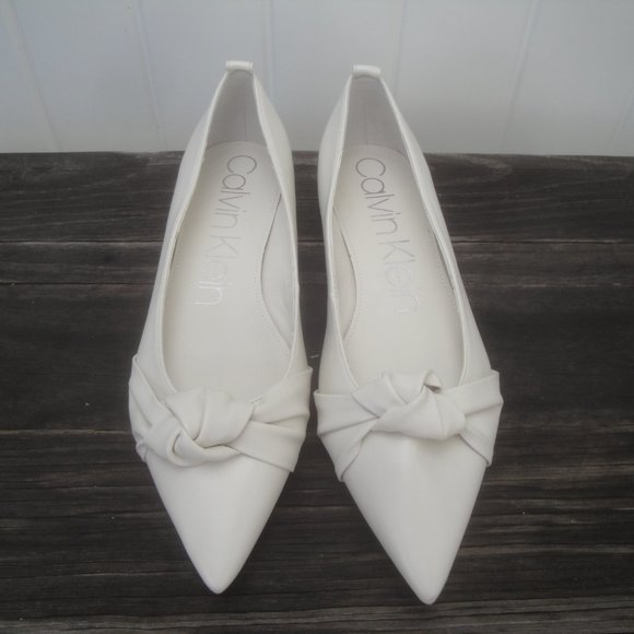 Calvin Klein Kendy Pointy Toe Ballet Flat Off-White Size 9.5M - Picture 4 of 9